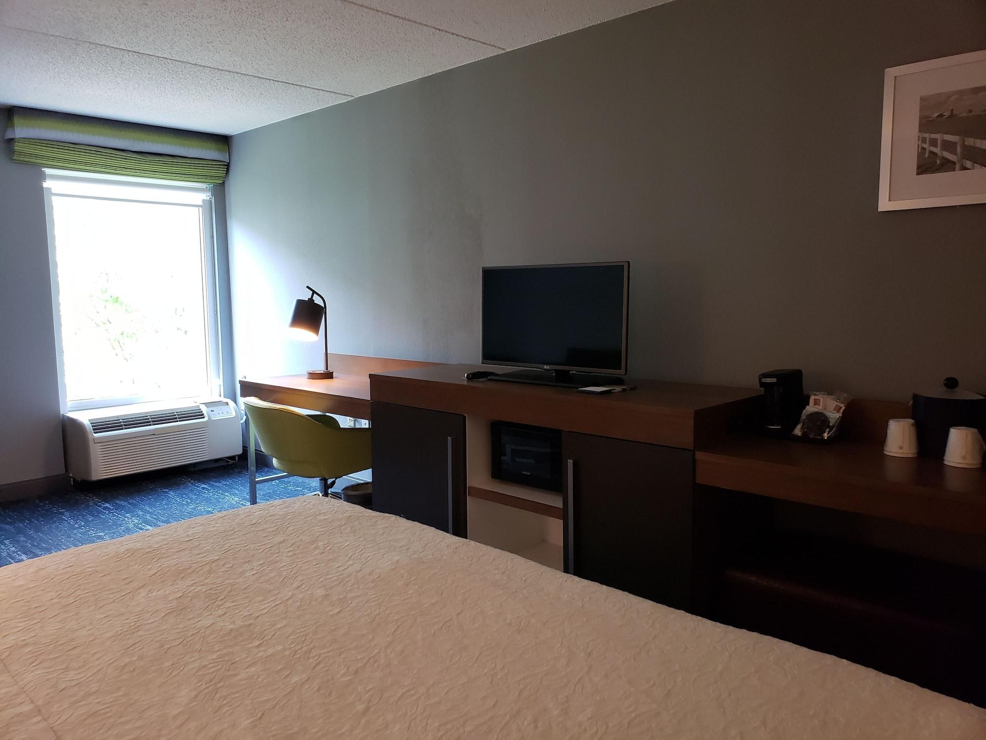 Hampton Inn & Suites Newtown Yardley Eksteriør billede