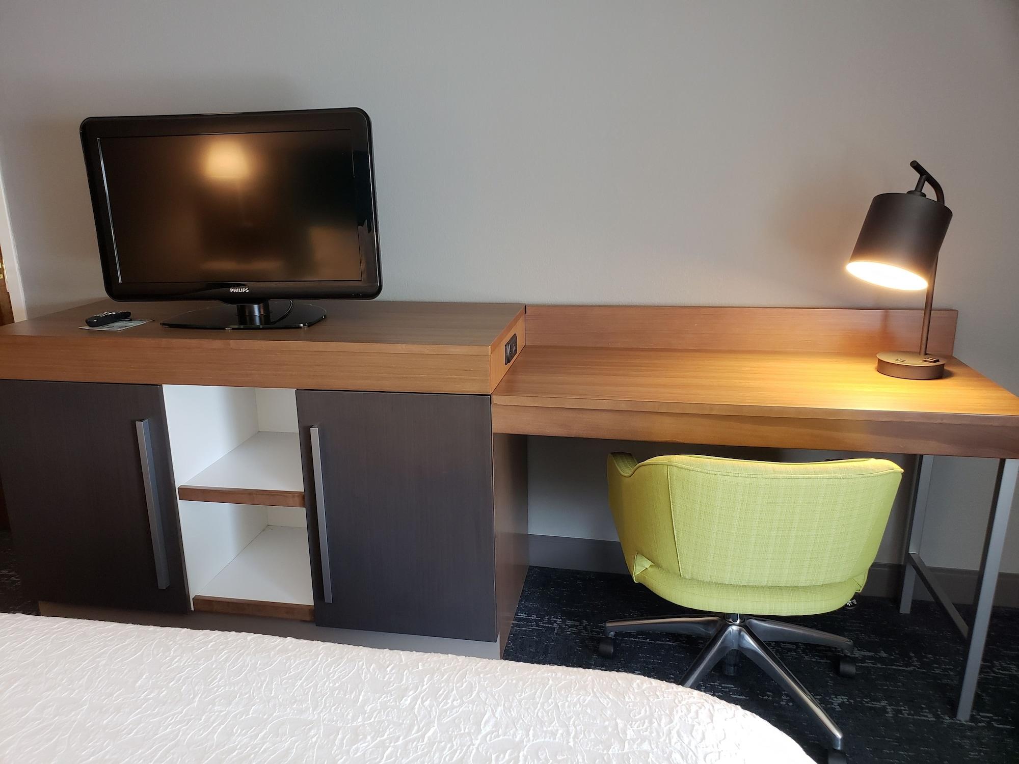 Hampton Inn & Suites Newtown Yardley Eksteriør billede