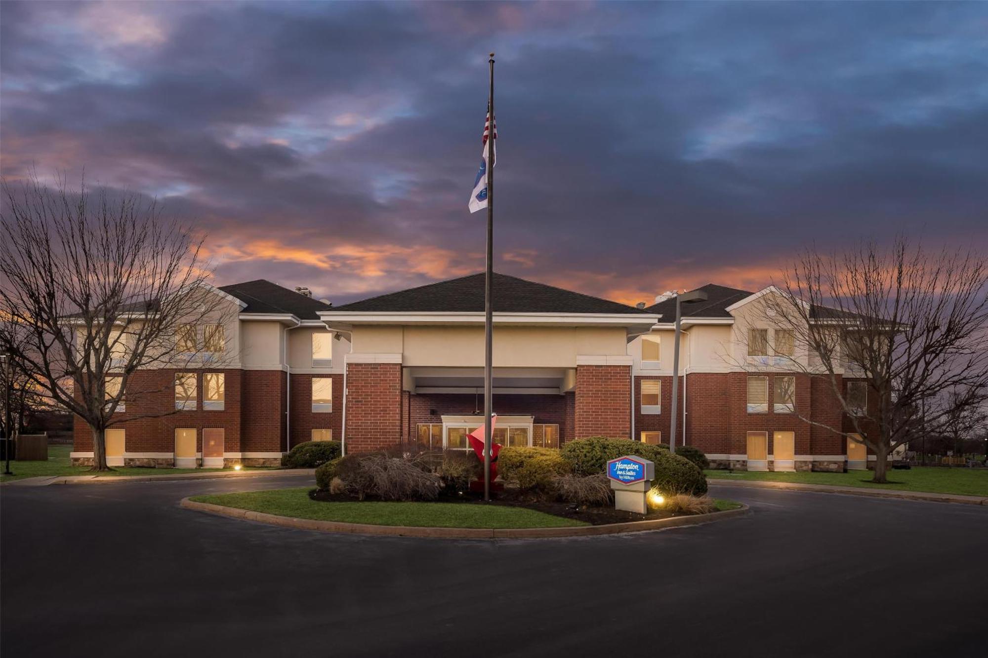 Hampton Inn & Suites Newtown Yardley Eksteriør billede